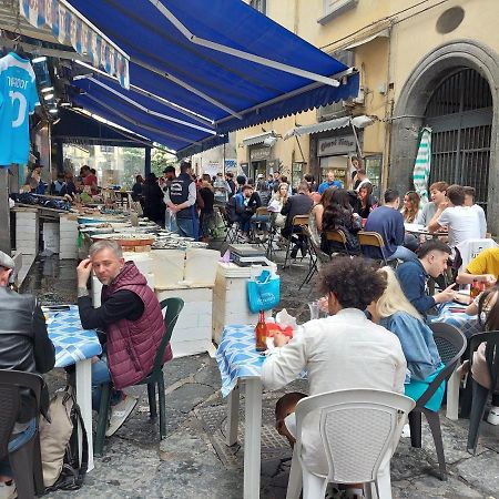 Mini Appartamento Al Chiostro Naples Exterior photo